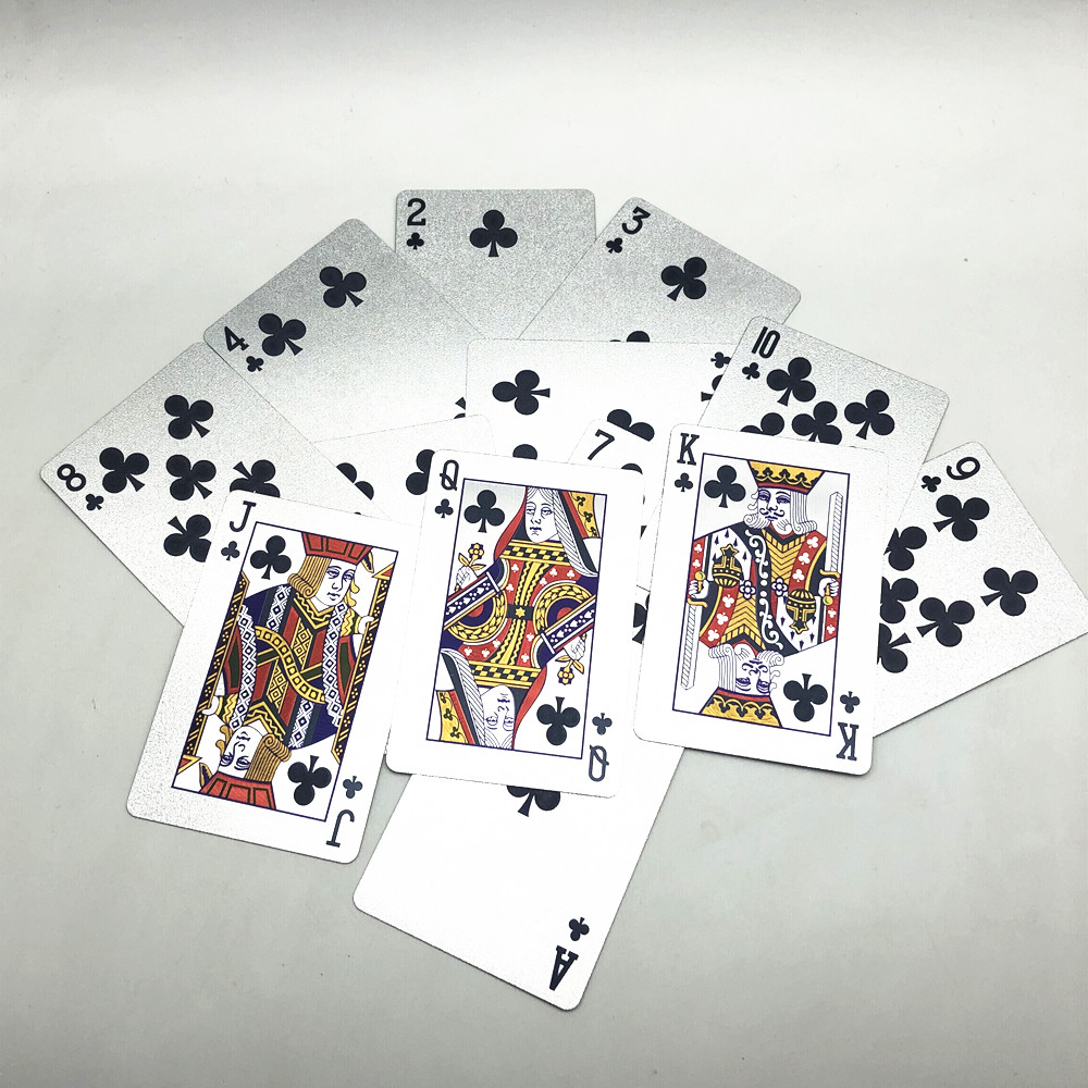 Jeu de cartes en or