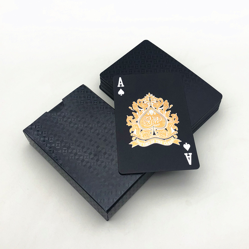 Jeu de cartes en or